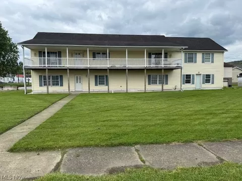 80 26th St, Wellsburg, WV 26070