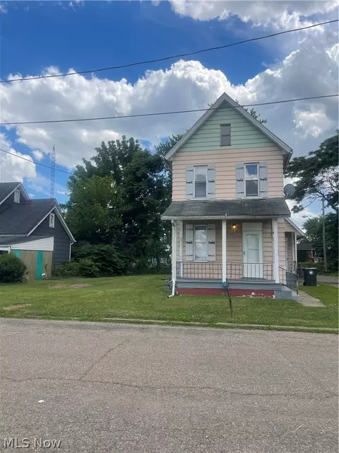 1318 4th St NE, Canton, OH 44704