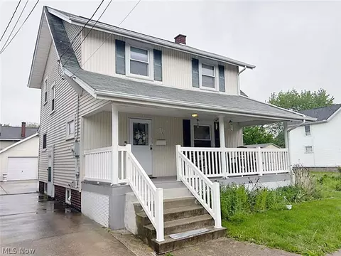 824 Smith Ave NW, Canton, OH 44708