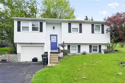 112 Locust Ln, Saint Clairsville, OH 43950