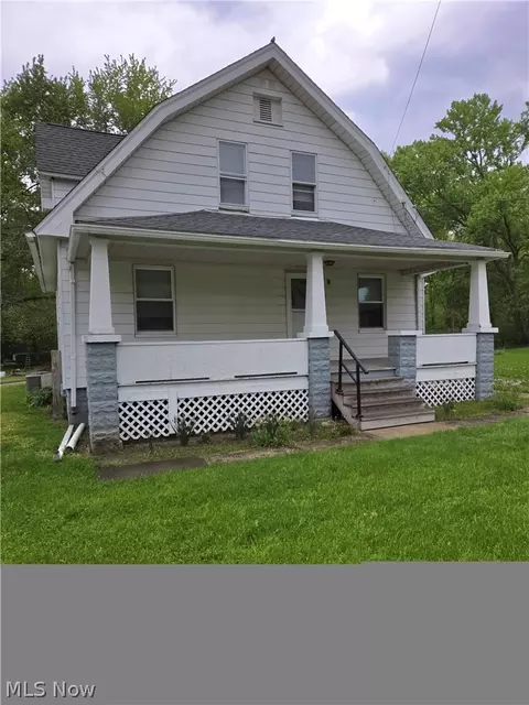 719 Ticknor Ave, Newton Falls, OH 44444