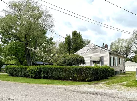 642 Alta Vista Ave, Akron, OH 44312
