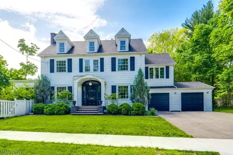 456 Merriman Rd, Akron, OH 44303