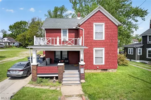 978 Wooster Rd, Barberton, OH 44203