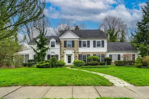 505 Ridgecrest Rd, Akron, OH 44303