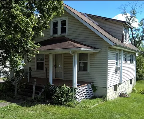 3507 6th Ave, Parkersburg, WV 26101