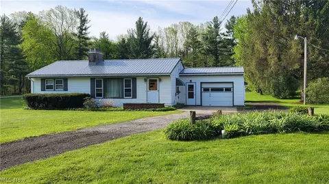 13993 Butternut Rd, Burton, OH 44021