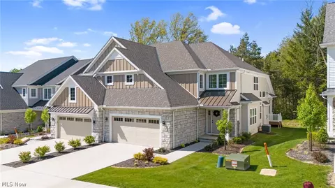 123 Town Centre Dr, Broadview Heights, OH 44147