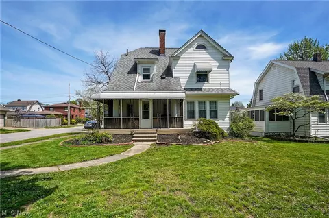 1169 Berwin, Akron, OH 44310