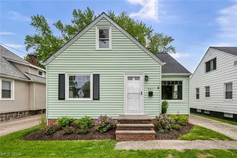 391 E 324th St, Willowick, OH 44095