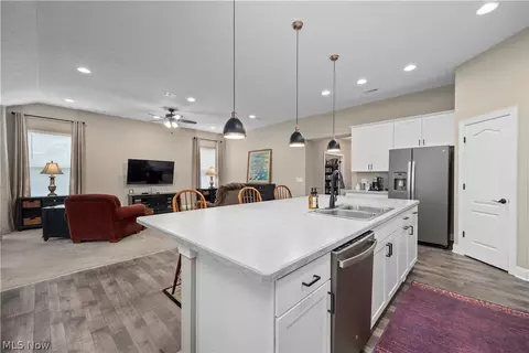 Kitchen - 412 Wescott Way, Elyria, OH 44035 photo 3 of 4