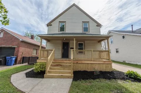 3569 W 136th St, Cleveland, OH 44111