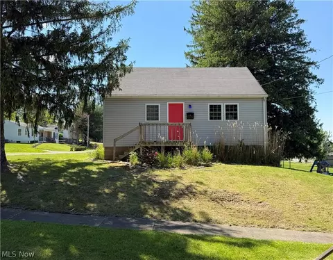124 E King St, Zanesville, OH 43701