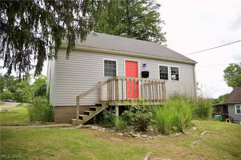 124 E King St, Zanesville, OH 43701