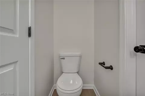 Entry Way - 71 Chestnut St, Elyria, OH 44035 photo 5 of 5