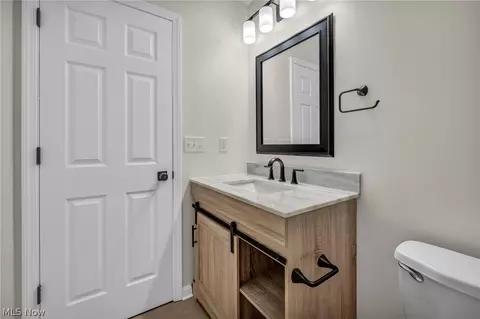 Bath - 71 Chestnut St, Elyria, OH 44035 photo 1 of 3