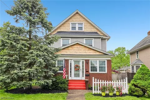 1968 Wakefield Ave, Youngstown, OH 44514