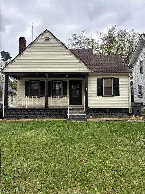 353 Hilton Ave, Youngstown, OH 44507