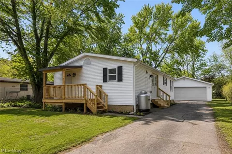 78 Bass Ct, Lagrange, OH 44050