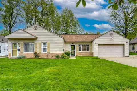 763 Lindsay Ave, Akron, OH 44306