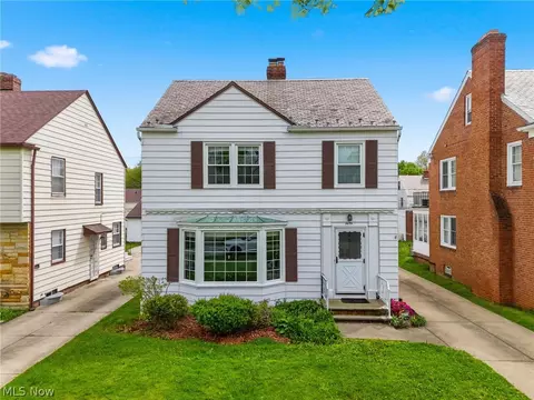 3695 Normandy Rd, Shaker Heights, OH 44120
