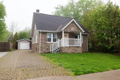941 Owego St, Painesville, OH 44077