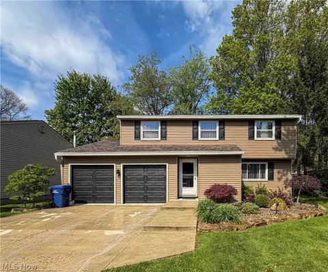 724 Indiana Ave, Mcdonald, OH 44437