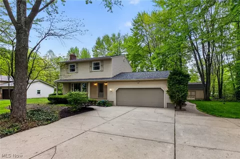 1097 Center St E, Warren, OH 44481