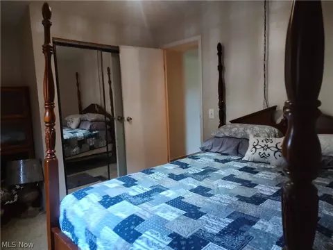 Bedroom - 12833 Techniglas Rd NE, Newark, OH 43055 photo 2 of 2