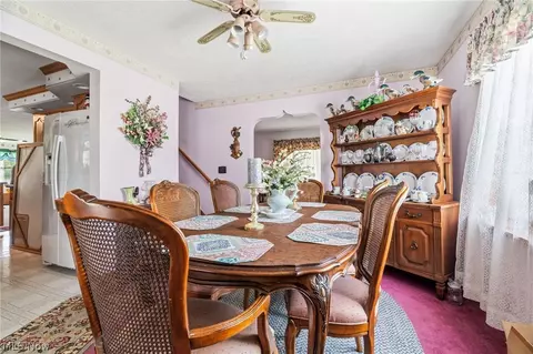 Dining - 4440 18th St NW, Canton, OH 44708 photo 2 of 2