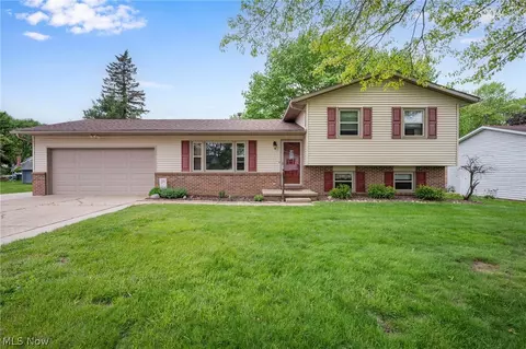 710 Tell Dr, Canal Fulton, OH 44614