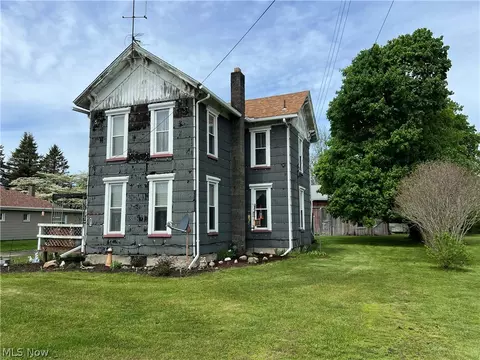 26 Daniels Ave, Conneaut, OH 44030