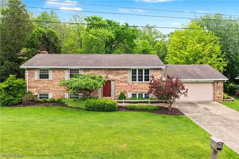 418 Strecker Ln, Marietta, OH 45750