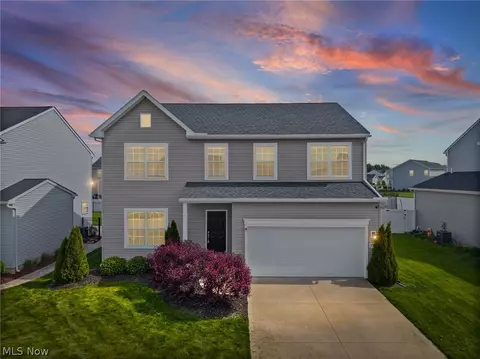 37272 Sandy Ridge Dr, North Ridgeville, OH 44039