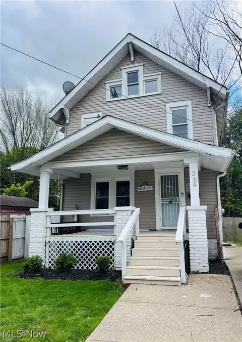 364 Ira Ave, Akron, OH 44301