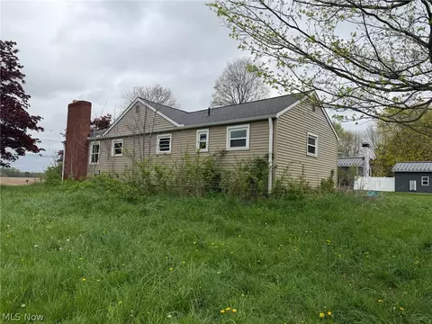 4680 Waterloo Rd, Atwater, OH 44201