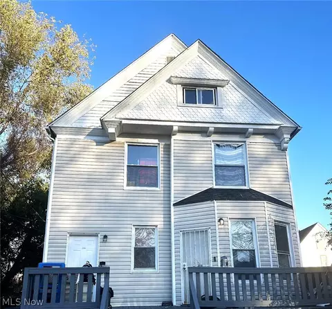 1713 E 69th Pl, Cleveland, OH 44103