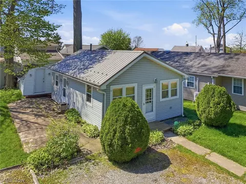 5755 Lake Rd W #6, Ashtabula, OH 44004