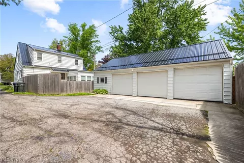 967 Gulf Rd, Elyria, OH 44035 photo 31