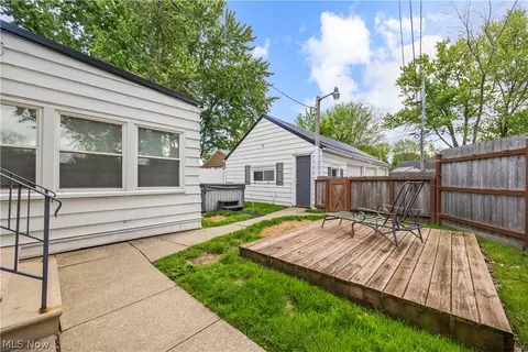 967 Gulf Rd, Elyria, OH 44035 photo 28