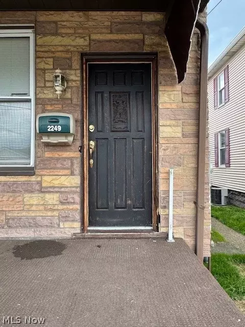 2249 Main St, Wellsburg, WV 26070 photo 3