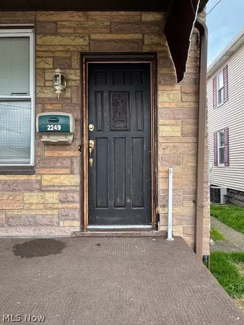 2249 Main St, Wellsburg, WV 26070 photo 3
