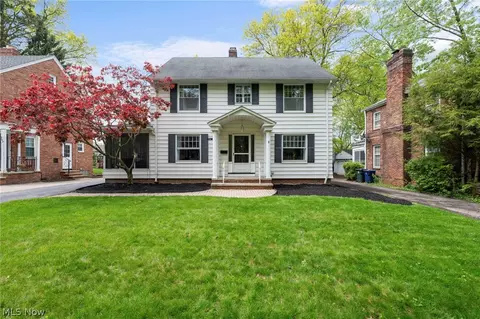 956 Englewood Rd, Cleveland Heights, OH 44121
