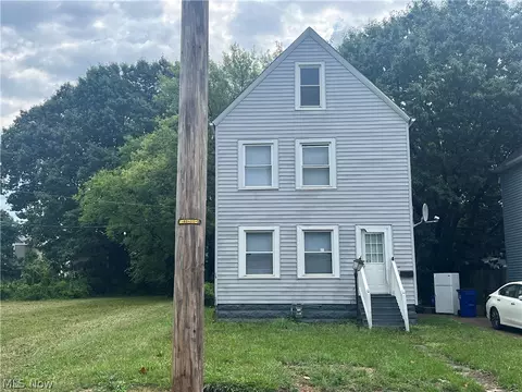 3579 E 72nd St, Cleveland, OH 44105