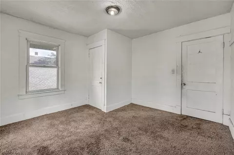 Bedroom - 132 Irondale St, Elyria, OH 44035 photo 7 of 14
