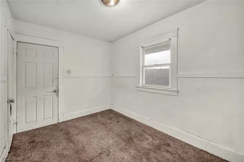 Bedroom - 132 Irondale St, Elyria, OH 44035 photo 10 of 14