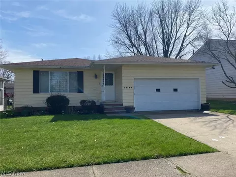 14144 Lisa Dr, Maple Heights, OH 44137