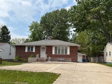 3000 Lost Nation Rd, Willoughby, OH 44094