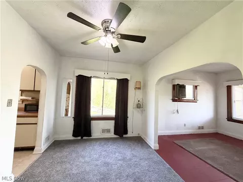 Living - 241 Beech Rd, Weirton, WV 26062 photo 3 of 5