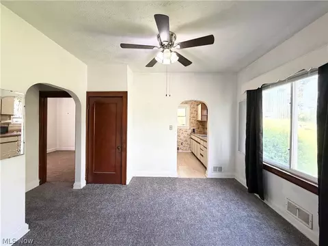 Living - 241 Beech Rd, Weirton, WV 26062 photo 4 of 5